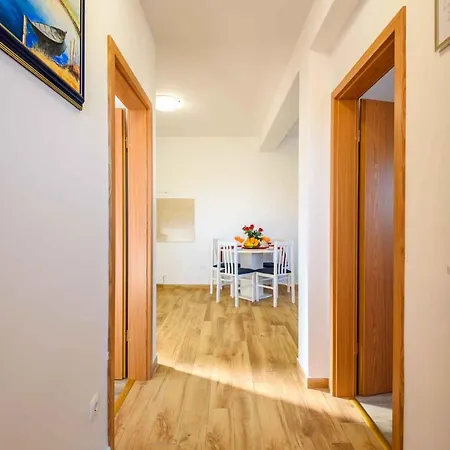 Apartamento In - Dalmatien 42470 Metković